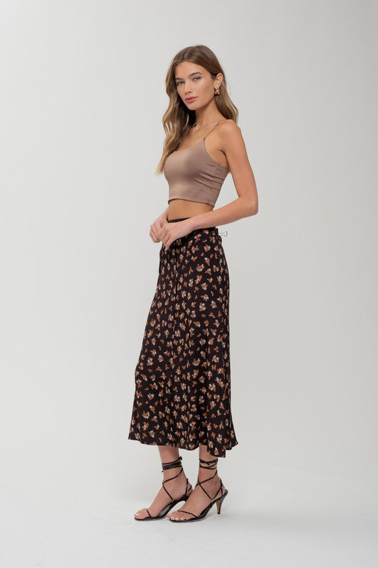 FLORAL BUTTON FRONT SPLIT HEM MIDI SKIRT - (Black)