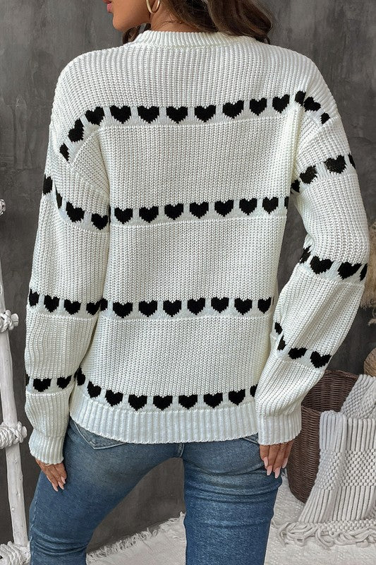 Long sleeved heart-shaped sweater - (White)