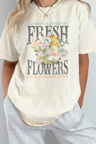 Blooming Fresh Flowers Comfort Colors Graphic Tee