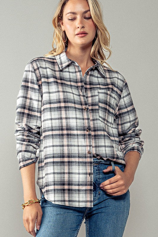 PLAID FLANNEL BUTTON DOWN SHIRT - (Black)