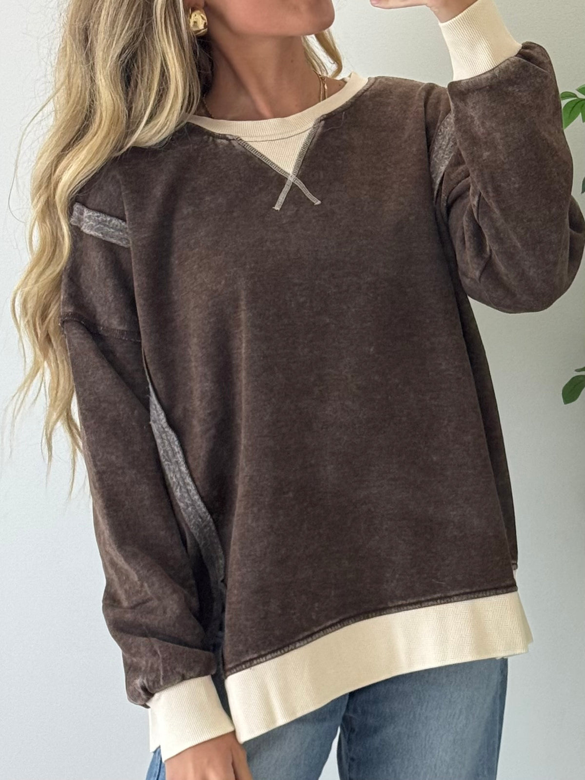 Acid Washed Contrast Fleece Pullover - Chocolate