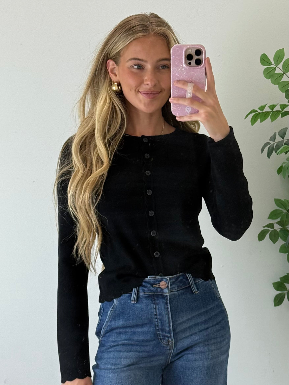 Scalloped Button Long Sleeve Knit Cardigan