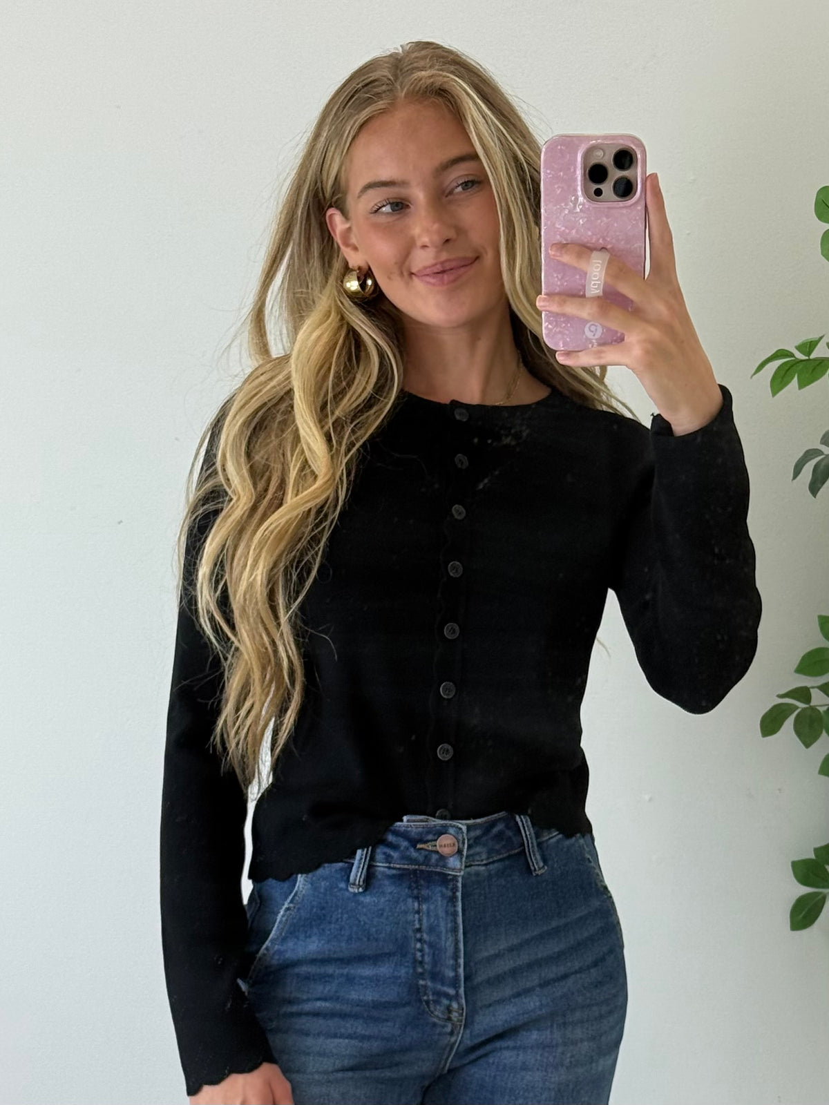 Scalloped Button Long Sleeve Knit Cardigan
