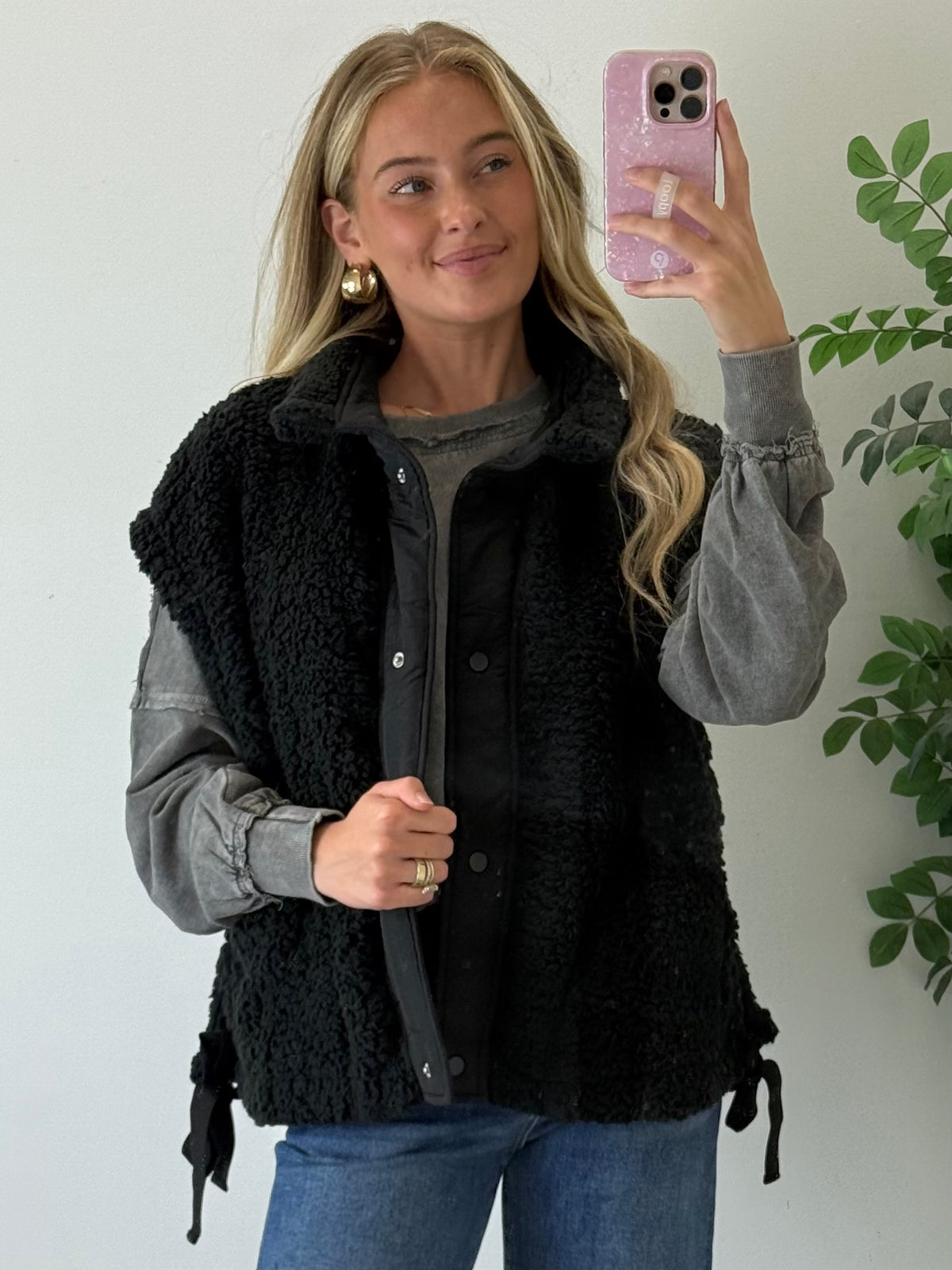 Oversized Sherpa Vest - Black
