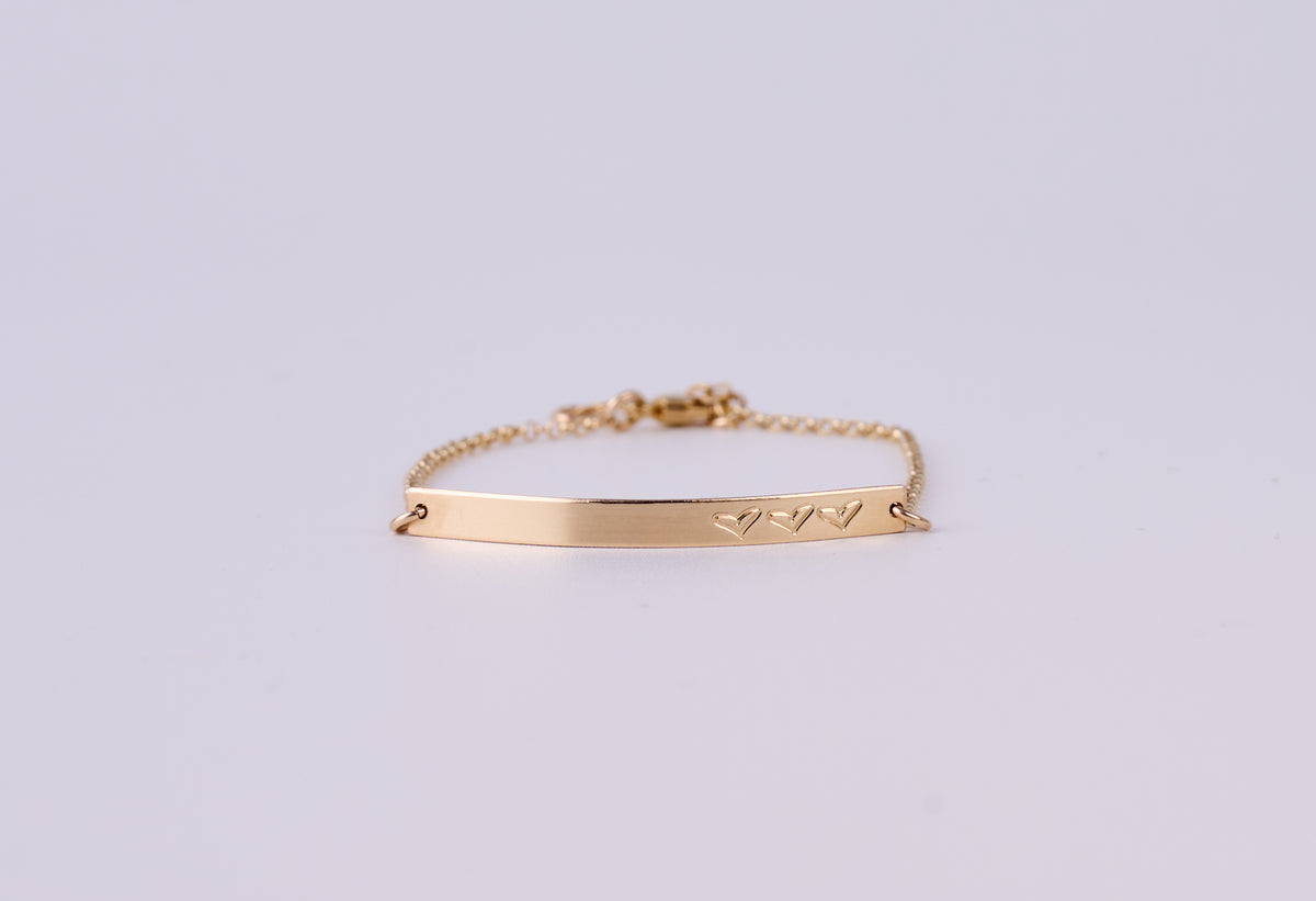 Charlotte Heart Bracelet Skinny Bar (1.5&quot;)