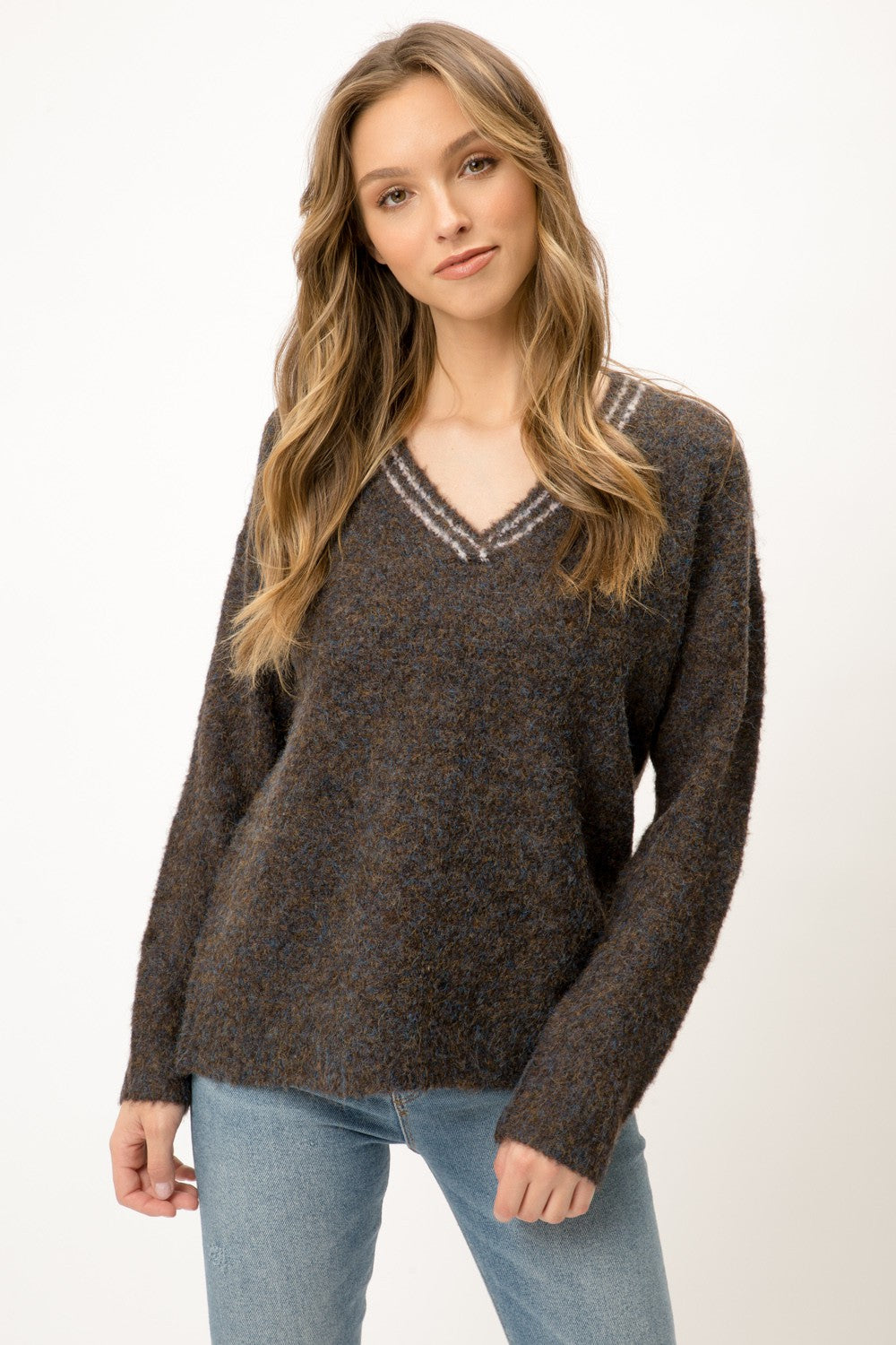 Adeline Yarn V-Neck Sweater- (Choco)