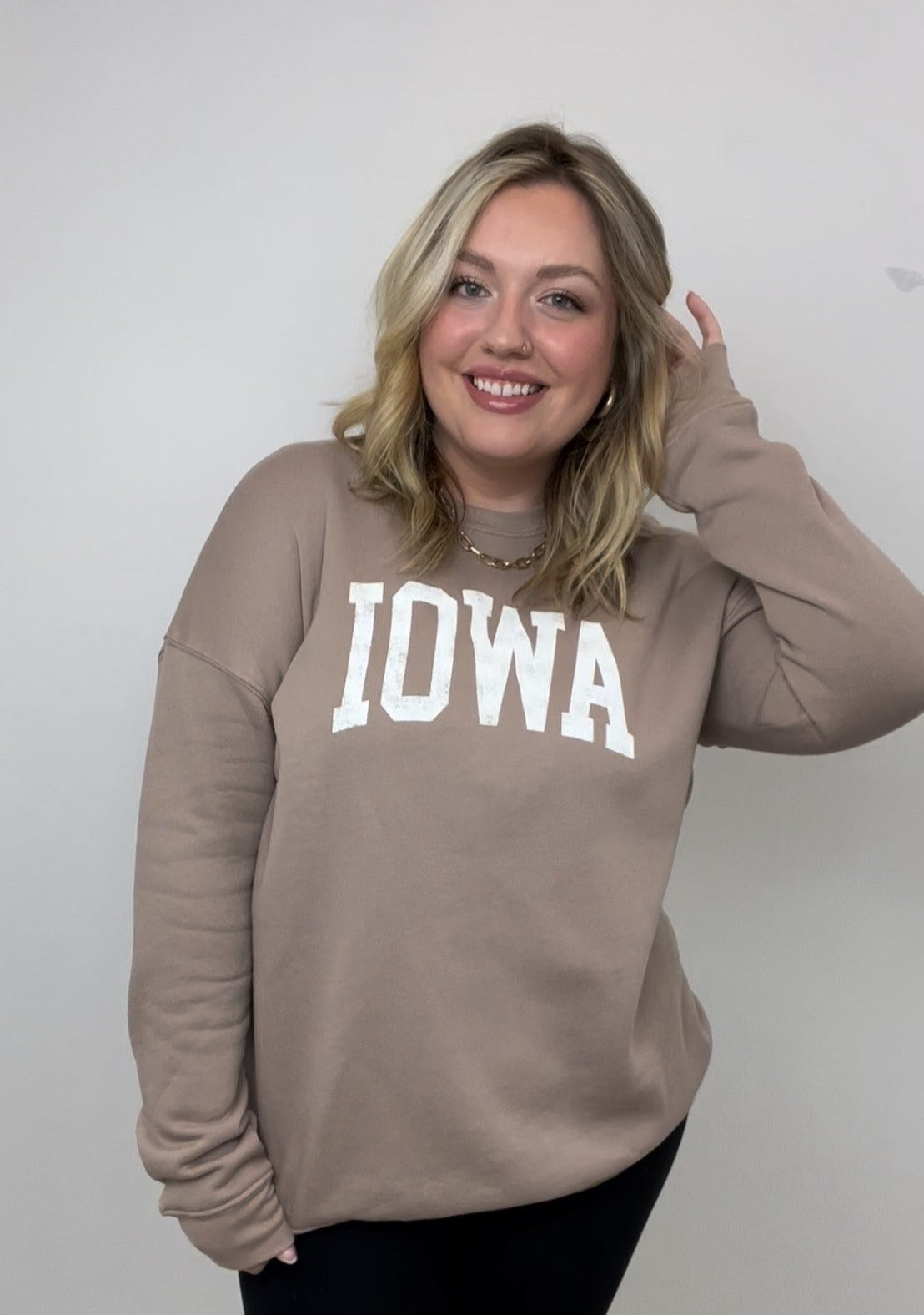 RESTOCK Iowa Graphic Sweatshirt- (Taupe)